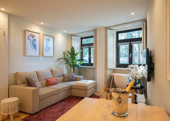 Apartamento Cosy House Downtown With Swimming Pool And Ac Porto