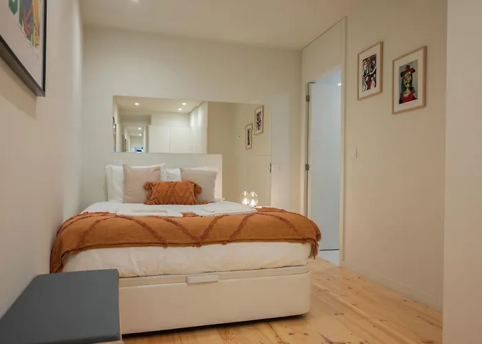 Cosy House Downtown With Swimming Pool And Ac Apartamento Porto