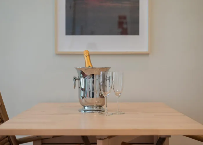 Apartament Cosy House Downtown With Swimming Pool And Ac *