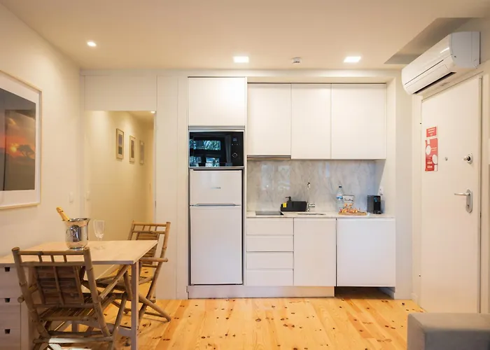 Cosy House Downtown With Swimming Pool And Ac Apartament *