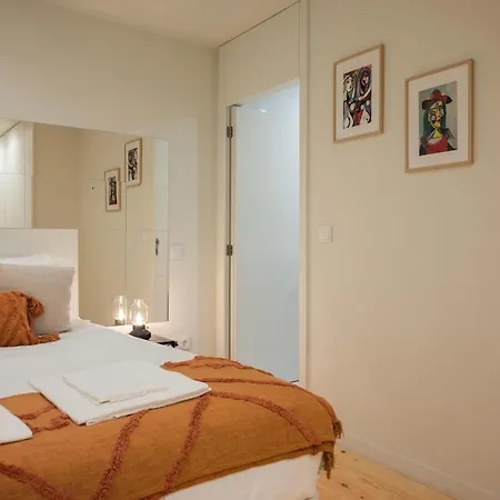 Cosy House Downtown With Swimming Pool And Ac