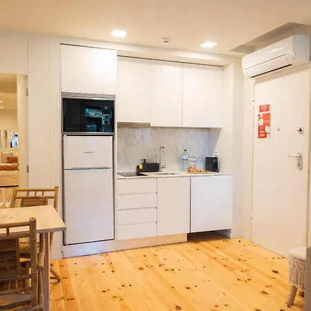 Cosy House Downtown With Swimming Pool And Ac Oporto